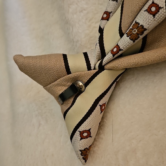 Vtg PRINCE BELLINI MCM Tan Striped Floral Clip-on Tie - Picture 5 of 7